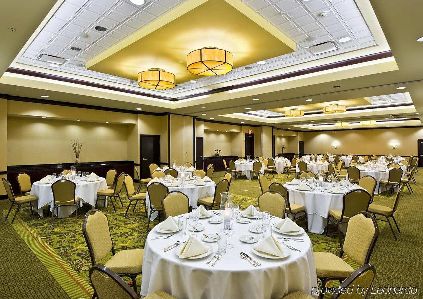 Embassy Suites By Hilton Tampa Brandon Heartland Ресторан фото